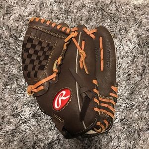 Girls Softball/Baseball Glove